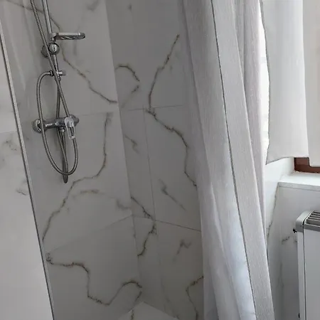 Bed & Breakfast Asila 3*