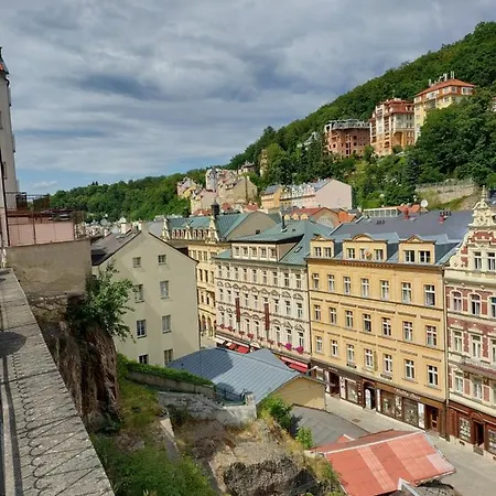 Bed & Breakfast Asila 3*